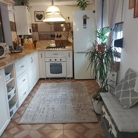 Apartamento Flomar By The Sea Mangalia Exterior foto
