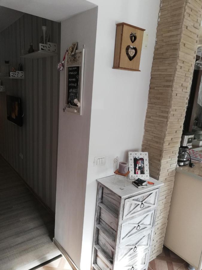 Apartamento Flomar By The Sea Mangalia Exterior foto