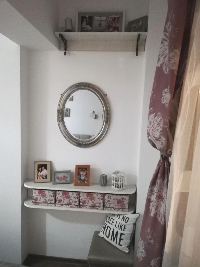 Apartamento Flomar By The Sea Mangalia Exterior foto